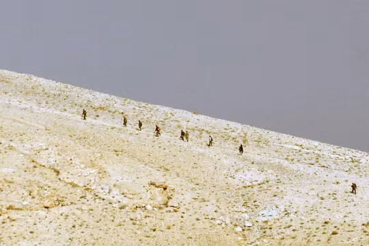 Lực lượng Tigers giành được núi Tal SyriaTel, Tây Palmyra (video)