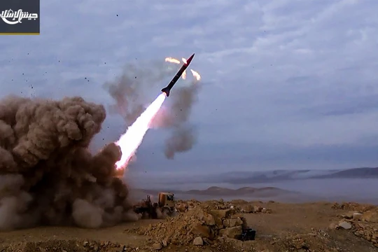 Nhóm Hồi giáo cực đoan phóng tên lửa chiến thuật vào Damascus - ảnh trang mạng xã hội thánh chiến Jaysh al-Islam 