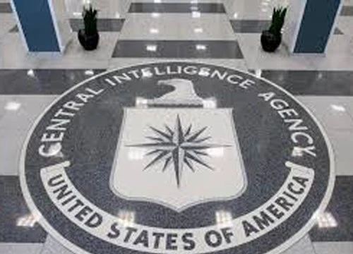 Moscow phát hiện các nhân viên tình báo CIA trá hình nữ