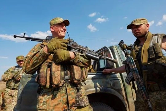 Quân chính phủ Ukraineở Lugansk