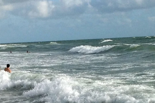 Chủ tịch phường tử vong khi cứu cháu bé bị đuối nước