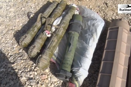 Vũ khí có nguồn gốc NATO của lực lượng Hồi giáo cực đoan ở phía đông Qalamoun, Damascus. Ảnh minh họa Rusvesna