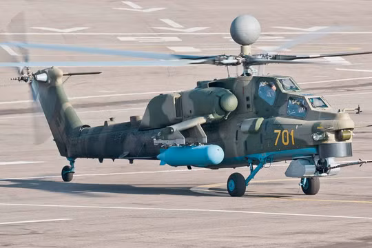 Trực thăng tấn công Mi-28NM Thợ săn đêm có mặt ở Syria thử nghiệm. Ảnh Izvesti