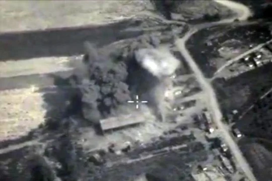 Cận cảnh chiến dịch cắt nguồn sống của IS