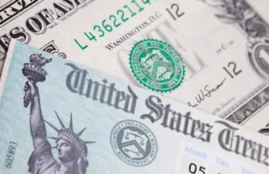 Trung Quốc vượt Nhật thành chủ nợ lớn nhất của Mỹ