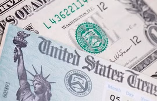 Trung Quốc vượt Nhật thành chủ nợ lớn nhất của Mỹ