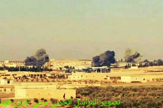 Pháo binh lực lượng Tiger dội lửa vào IS trên chiến trường Aleppo