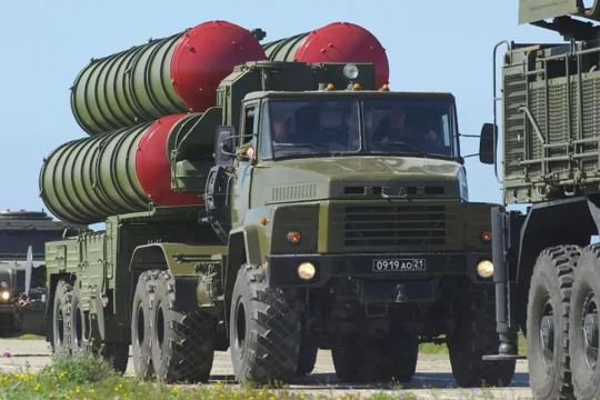 Hệ thống phòng không S-300 trên chiến trường Syria. Ảnh minh họa The Drive