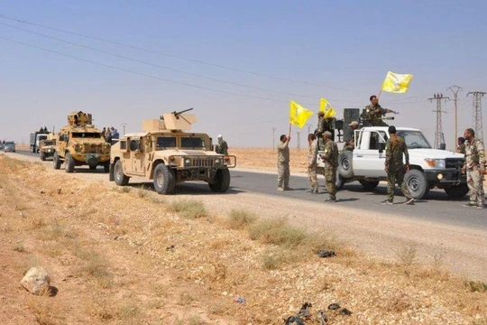 Lực lượng dân quân người Kurd YPG rút quân khỏi khu vực tỉnh Deir Ezzor. ảnh YPG Press