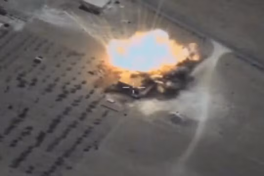 Tên lửa Kalibr phá hủy mục tiêu của IS trên chiến trường Deir Ezzor - ảnh minh họa Muraselon