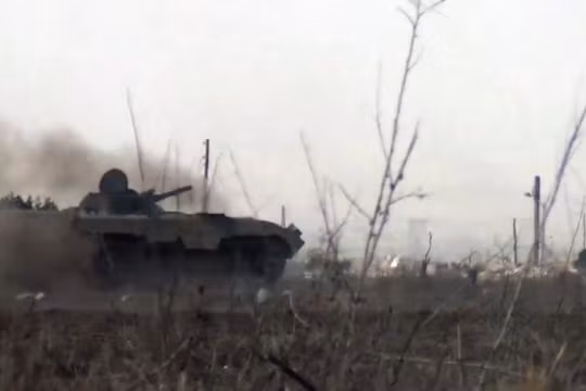 Xe tăng, thiết giáp quân đội Syria chiến đấu ở Đông Ghouta