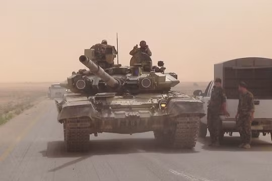 Quân đội Syria bẻ gãy cuộc phản công của IS trên hướng Raqqa