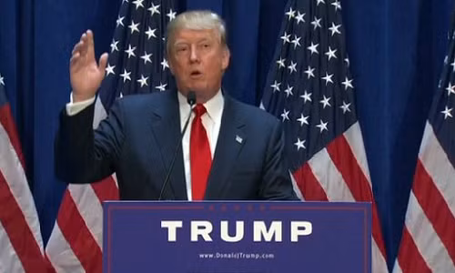 "Chúng ta sẽ khiến quốc gia cường thịnh trở lại," ông trùm giải trí Donald Trump tuyên bố. Ảnh chụp màn hình: BBC