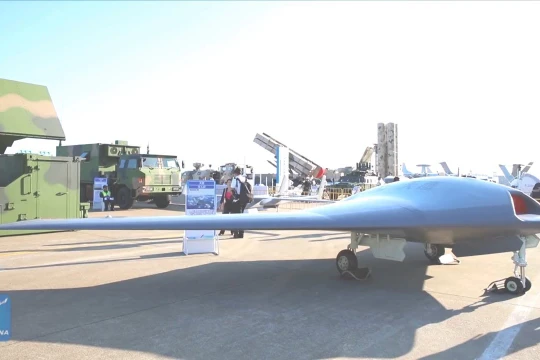 Máy bay không người lái dạng cánh bay UAV SkyHawk. Ảnh triển lãm hàng không Chu Hải 2018