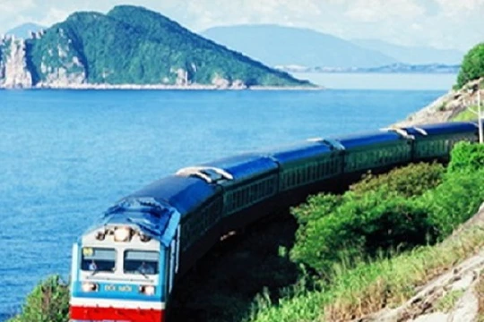 Tổng Công ty Đường sắt Việt Nam vừa bị Thanh tra Chính phủ phát hiện đang sử dụng mạng viễn thông dùng riêng đã hết hạn giấy phép từ năm 2009