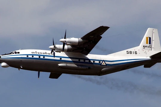 Một máy bay Y-8-200F của quân đội Myanmar. Ảnh: AFP