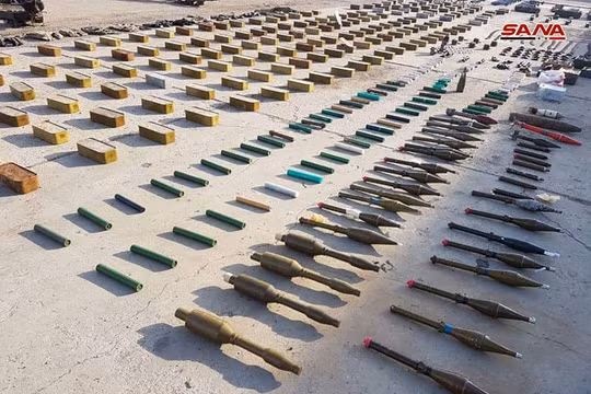  Vũ khí thu được trên địa phận tỉnh Homs. Ảnh SANA