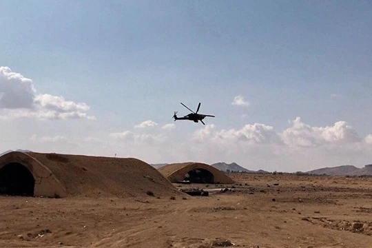 Trực thăng tấn công Mi-28 trên vùng sa mạc phía đông tỉnh Homs