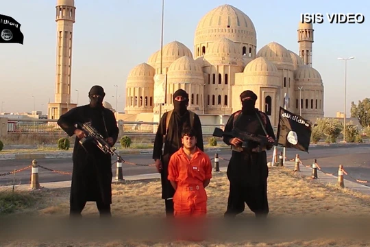 IS tung video thiêu sống 4 chiến binh Hồi giáo 