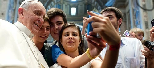 Giáo hoàng Francis được đánh là người khá chủ động trong công nghệ.