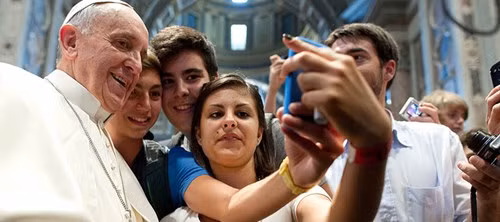 Giáo hoàng Francis được đánh là người khá chủ động trong công nghệ.