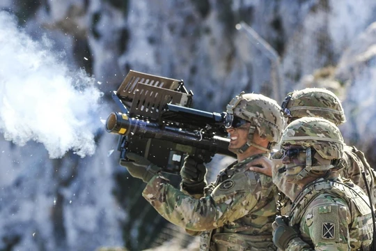 Tổ hợp tên lửa phòng không di động MANPAD Stinger quân đội Mỹ. Ảnh minh họa DefenseNews