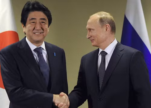 Hai nhà lãnh đạo gặp gỡ tại New York. Ảnh: AP