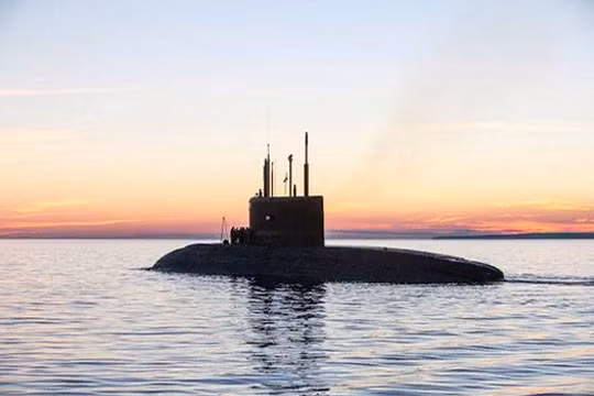 Tàu ngâm lớp Kilo 636.3 trên biển Địa Trung Hải - ảnh South Front