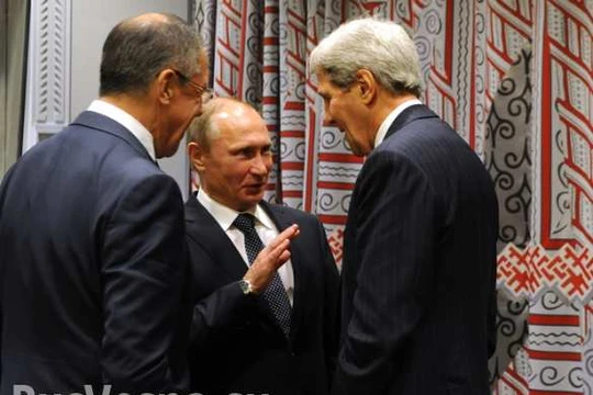 Putin thảo luận với ngoại trưởng Mỹ về vấn đề Syria