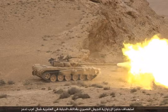 Quân đội Syria tiêu diệt 19 tay súng IS trên khu mỏ dầu khí Al-Sha'ar 