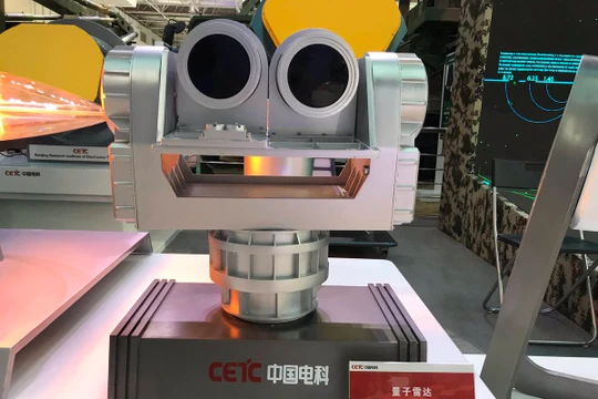 Nguyên mẫu radar lượng tử do các kỹ sư công nghệ Trung Quốc phát triển trong nước.