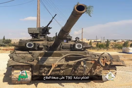 Lực lượng Tigers thất bại, Hồi giáo cực đoan cướp được 1 xe T-90