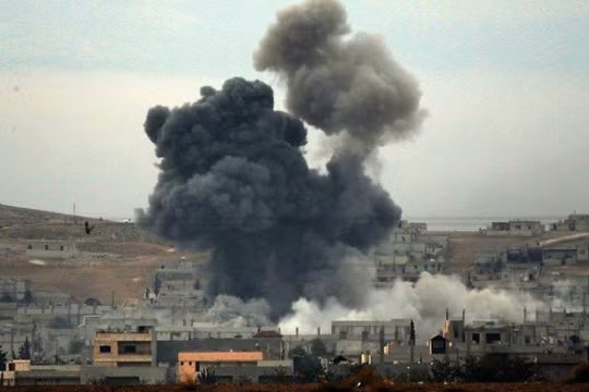 Không quân Mỹ ném bom vào dân thường Syria.Ảnh minh họa Masdar News