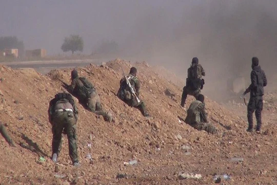 Quân đội Syria dội bão lửa IS, phương Tây suốt ruột vào cuộc