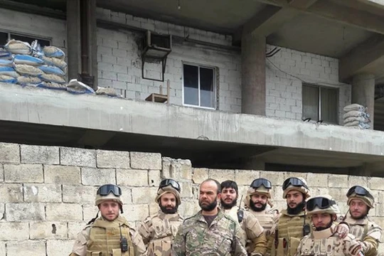 Binh sĩ lực lượng tình nguyện Diều hâu Sa mạc