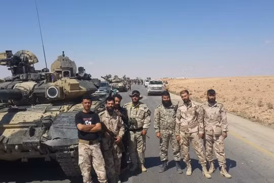 Không quân Nga – Syria không kích dữ dội khu vực Tabqa, tỉnh Raqqa