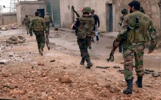 Binh sĩ quân đội Syria ở Rastan tỉnh Homs, ảnh minh họa Masdar News