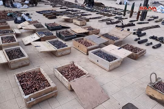 Kho vũ khí khổng lồ của FSA ở thị trấn Barzeh bị quân đội Syria thu giữ. Ảnh minh họa video SANA