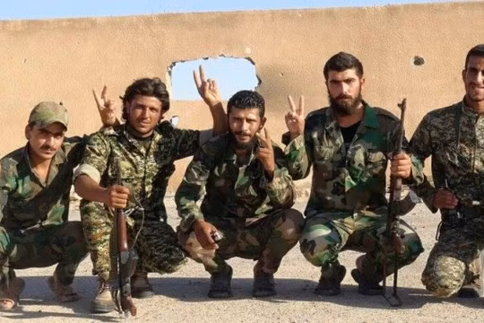 Binh sĩ quân đội Syria ở Deir Ezzor