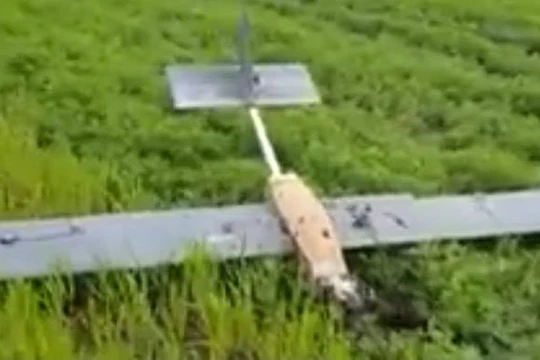 Máy báy không người lái tấn công (UCAV) của lực lượng Hồi giáo cực đoan bị bắn hạ ở Hama.