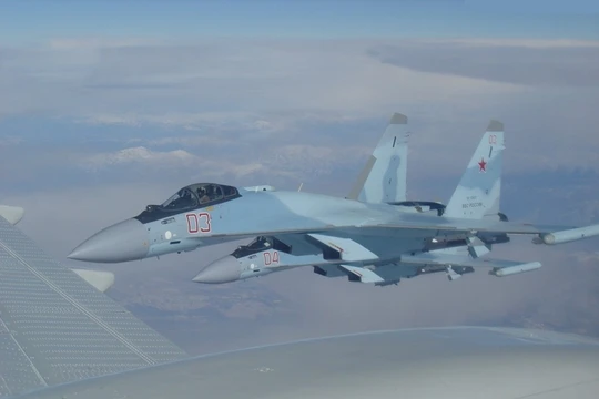 Máy bay Su-35 trên bầu trời Syria