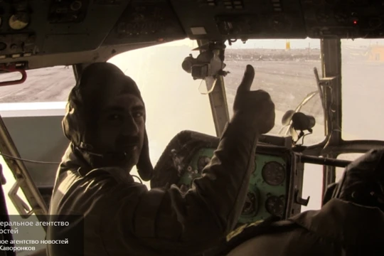 Cầu hàng không Mi-8: nguồn sống của Deir ez-Zor