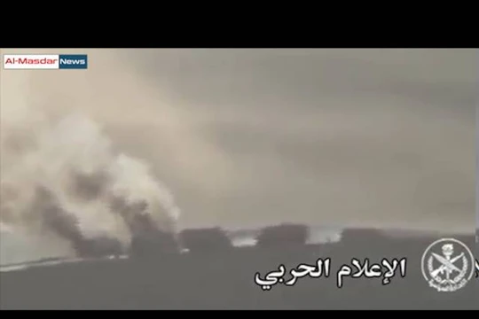 Quân đội Syria thiêu hủy xe chở dầu của IS