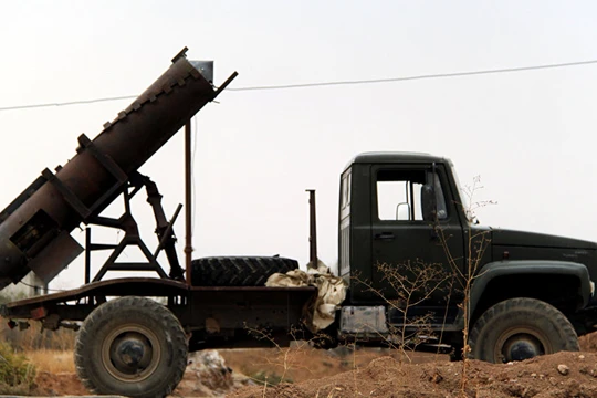 Một tổ hợp pháo phản lực hạng nặng - tương tự như pháo phản lực Elephant - Iran của quân đội Syria