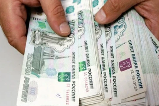 Nga mệt vì Rúp xuống, khổ vì Rúp… lên