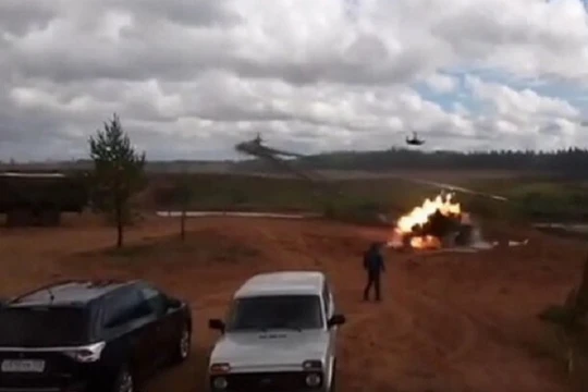 Vụ tai nạn trên thao trường của trực thăng Ka-52 - ảnh video trang 66.ru