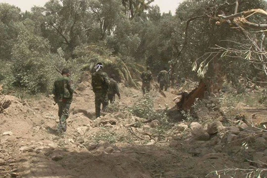 Lữ đoàn 104 Vệ binh Cộng hòa phá hủy một đường hầm của IS ở Deir Ezzor