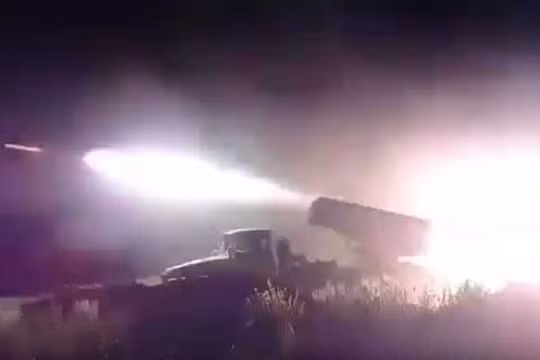 Pháo phản lực Syria đánh phá dữ dội chiến tuyến của thánh chiến. Ảnh minh họa Muraselon