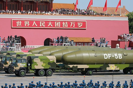 Tên lửa Đông Phong - 5 của Trung Quốc trong cuộc diễu binh (ảnh minh họa)