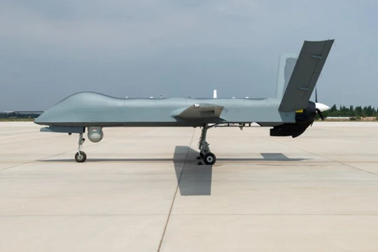 Máy bay không người lái tấn công Trung Quốc CH-4B.